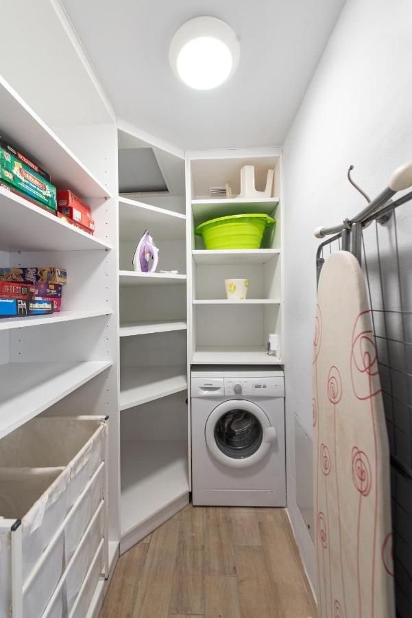 Ritas Modern In-City House Rhodes City Bagian luar foto